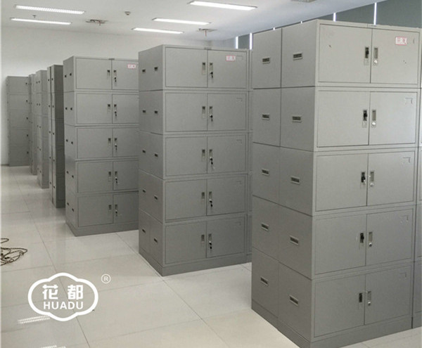 洛陽花都集團告訴你，選購辦公用五節(jié)鐵皮柜之前需要注意什么？
